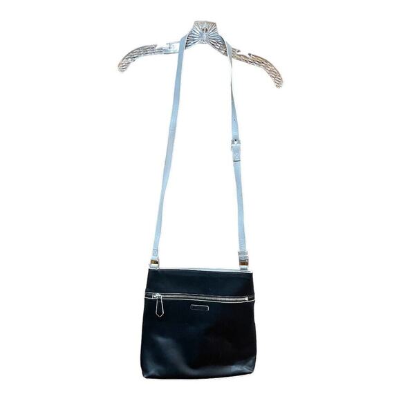 Vera Bradley Purse Black White - Picture 3 of 4